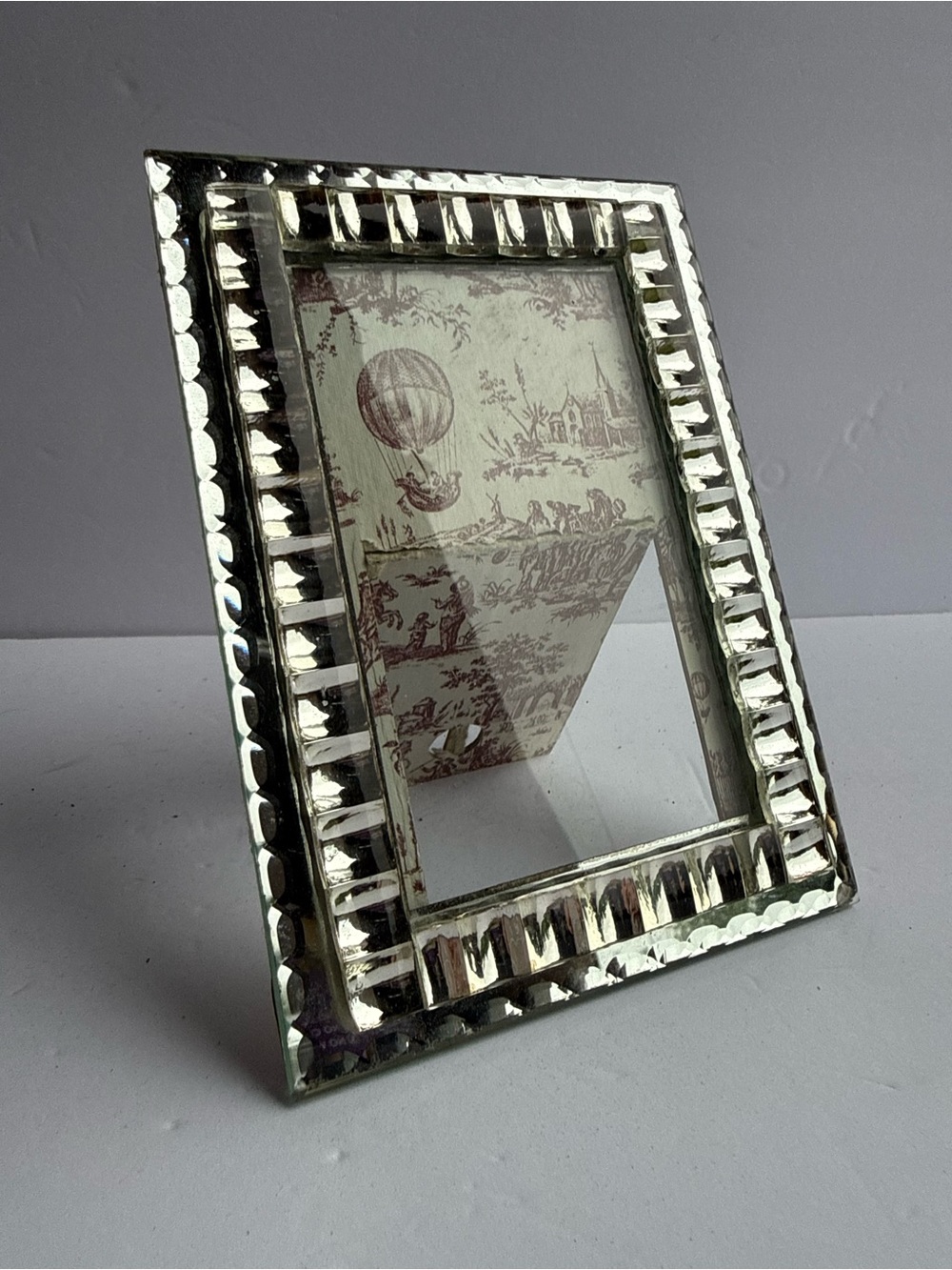 silver-tone or mirrored picture frame 7x5